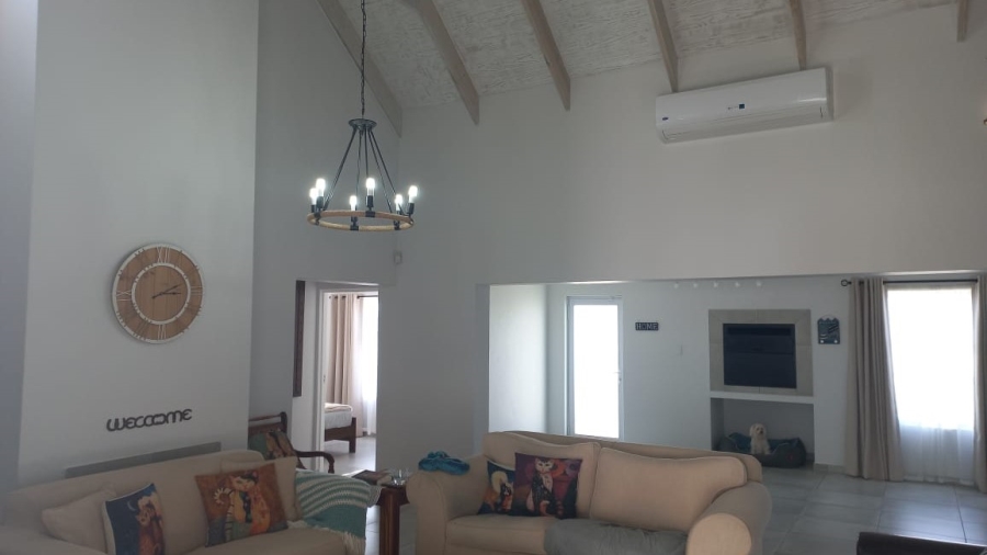 3 Bedroom Property for Sale in Lampiesbaai Western Cape